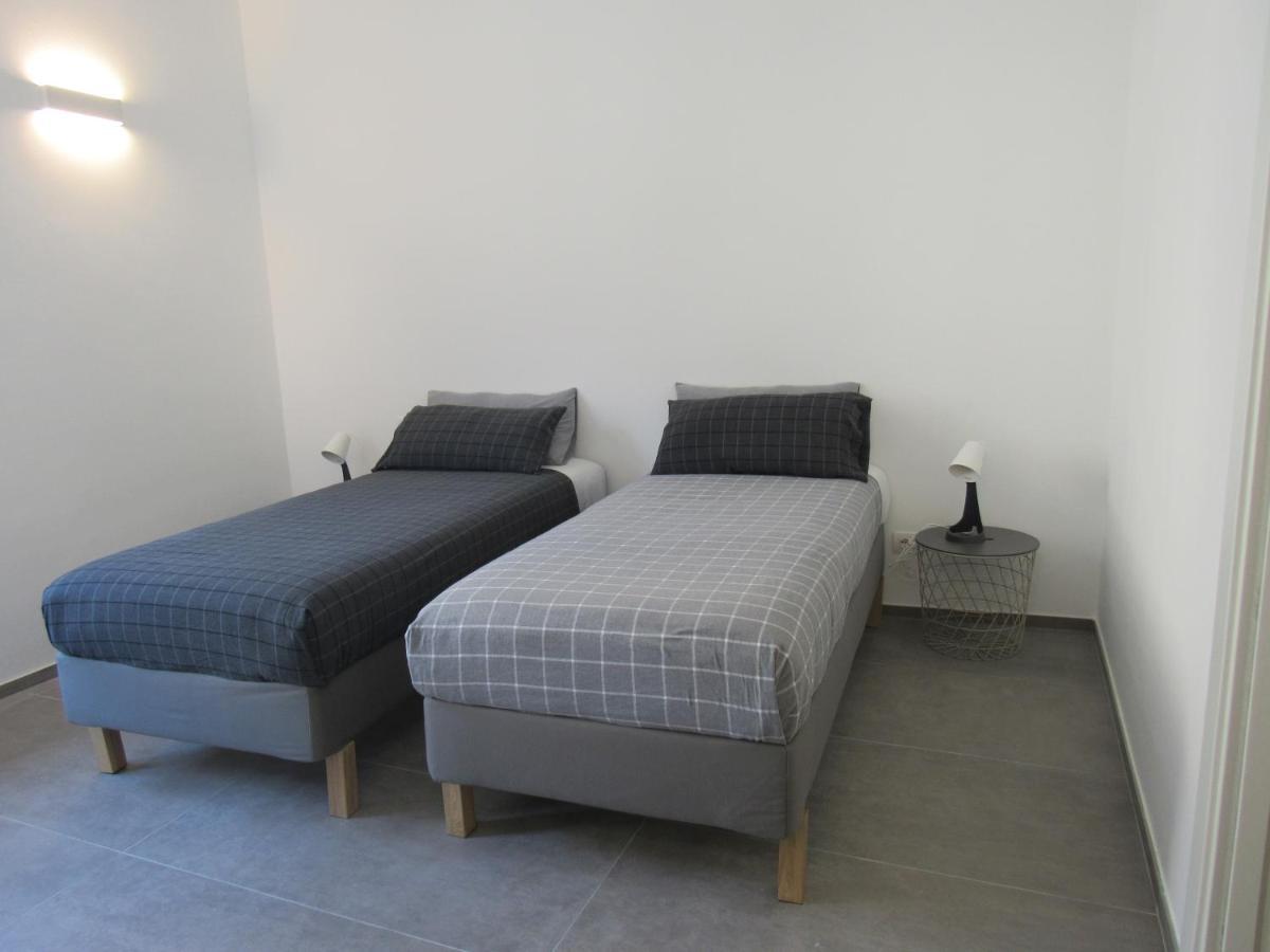 Make A Wish - Near The Center With Private Parking Apartamento Como Exterior foto